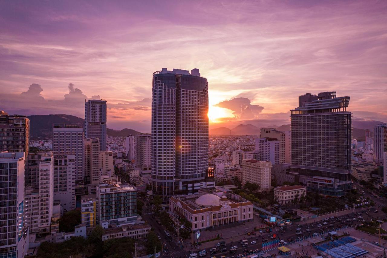 Căn hộ sang trọng đối diện biển và quảng trường Nha Trang Exterior foto