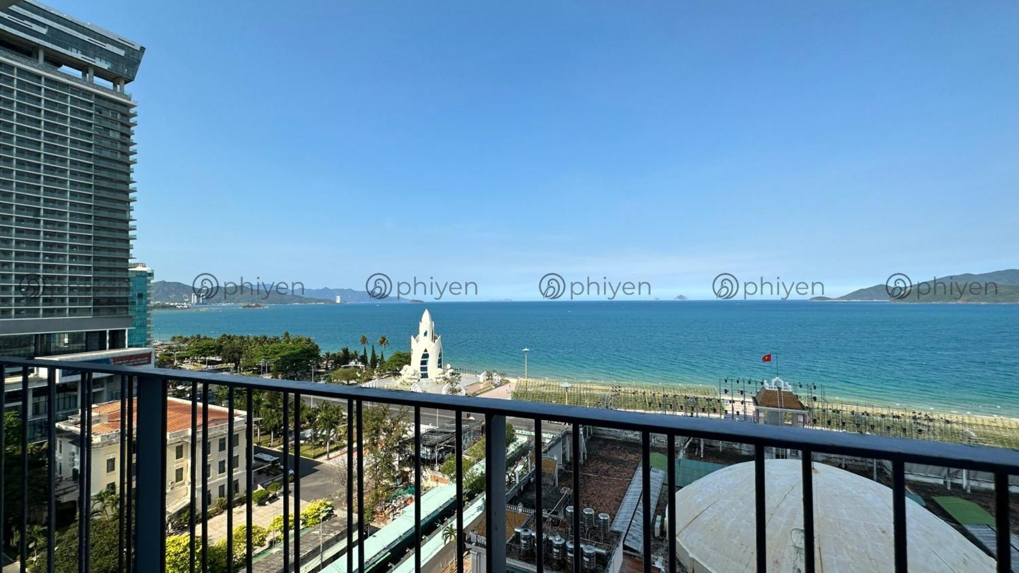 Căn hộ sang trọng đối diện biển và quảng trường Nha Trang Exterior foto
