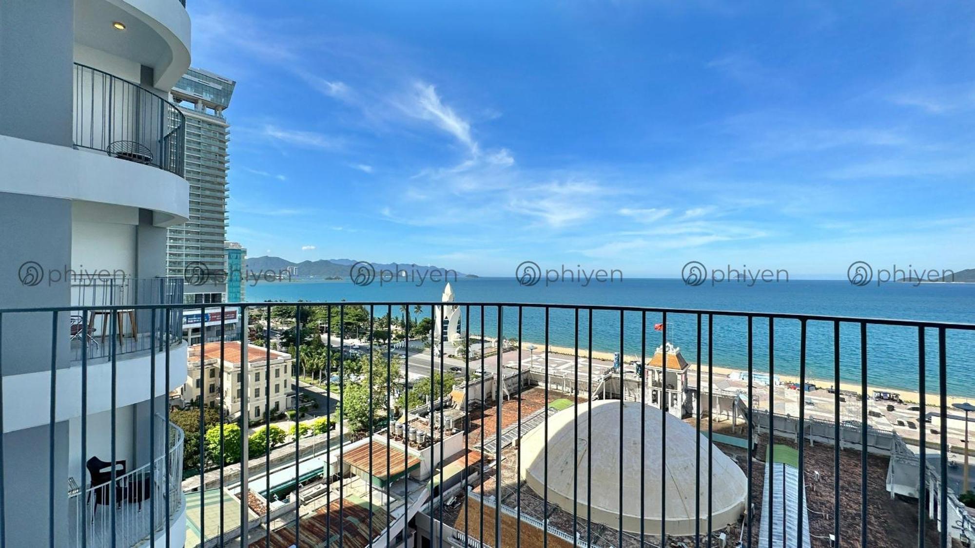 Căn hộ sang trọng đối diện biển và quảng trường Nha Trang Exterior foto