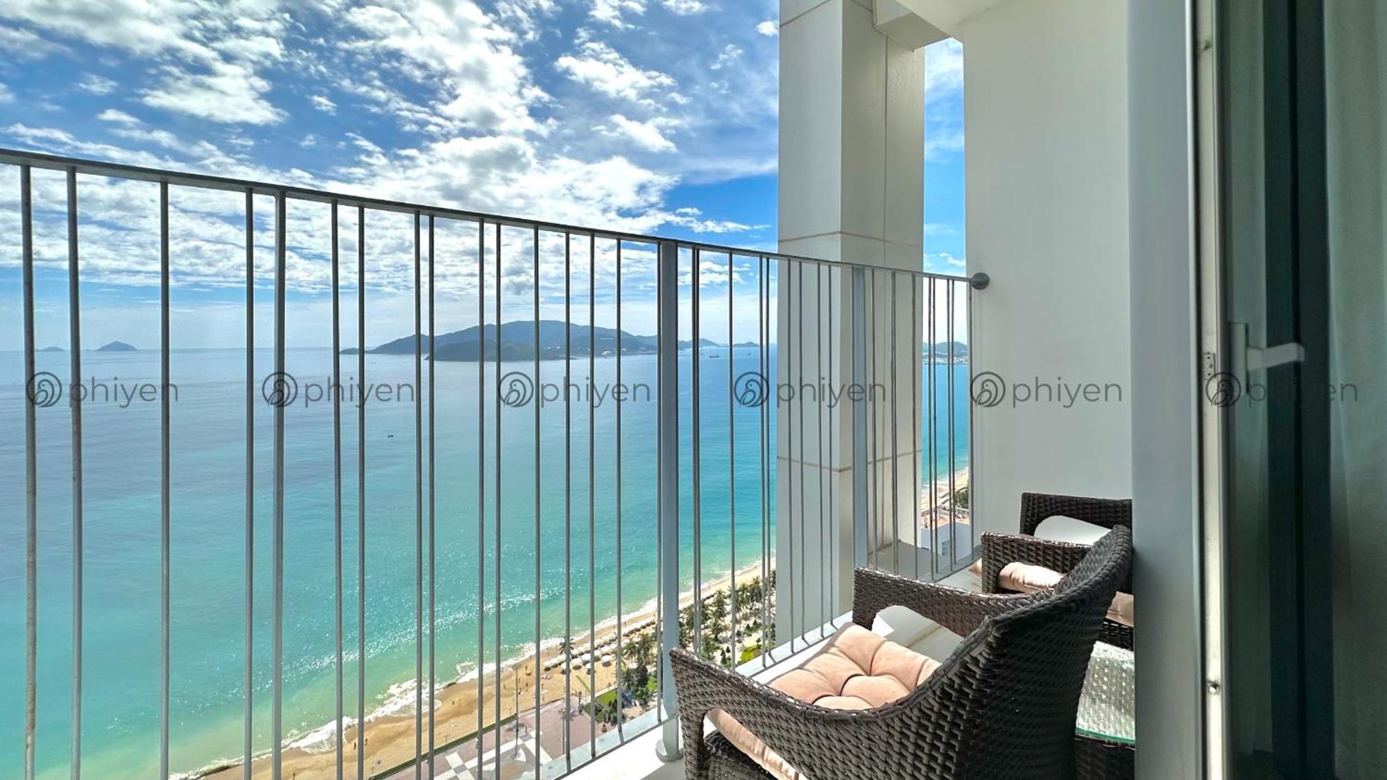 Căn hộ sang trọng đối diện biển và quảng trường Nha Trang Exterior foto